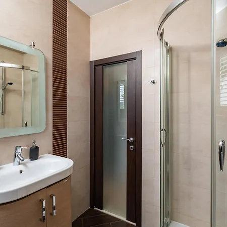 Great Bay Zaton - Free Parking Apartment *